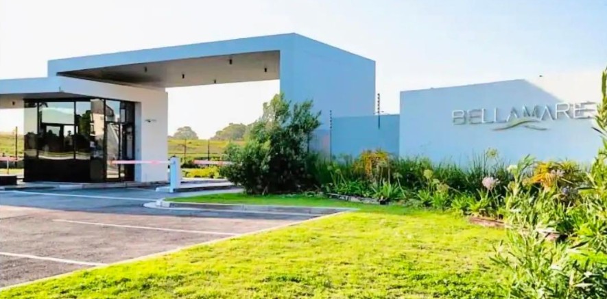 2 Bedroom Property for Sale in Summerstrand Eastern Cape